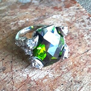 Gorgeous Green Gemstone Ring Women's Jewelry Statement Piece